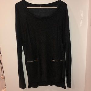 Dark grey sweater W/ zipper pockets